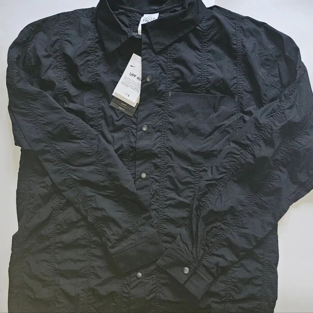 Nike Sportswear Tech Pack Men's Woven Long-Sleeve Button Up - Picture 9 of 11